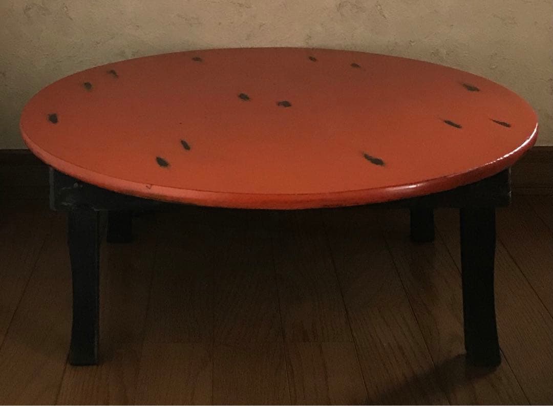 昭和レトロ　オレンジ、黒色 円形木製折り畳みテーブル　【希少】