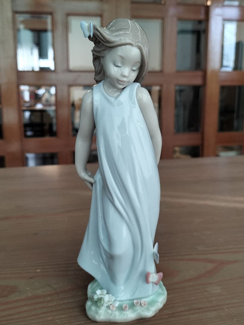 LLADRO リヤドロ(蝶とお友達) 　作家サイン入り＃6963