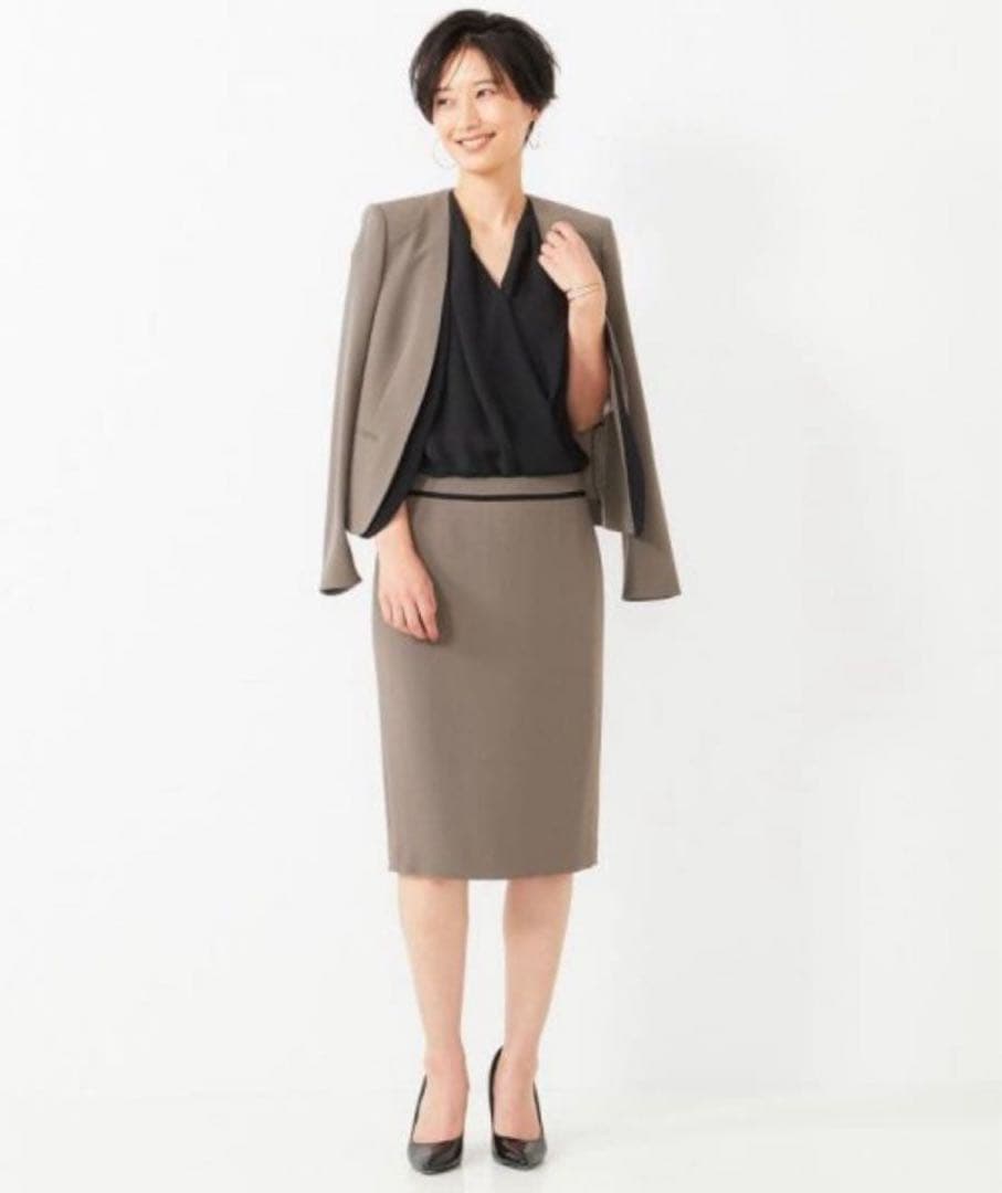 新品☆ベイジ　CINDY スーツ　ジャケット　パンツ 3点セット☆セオリー