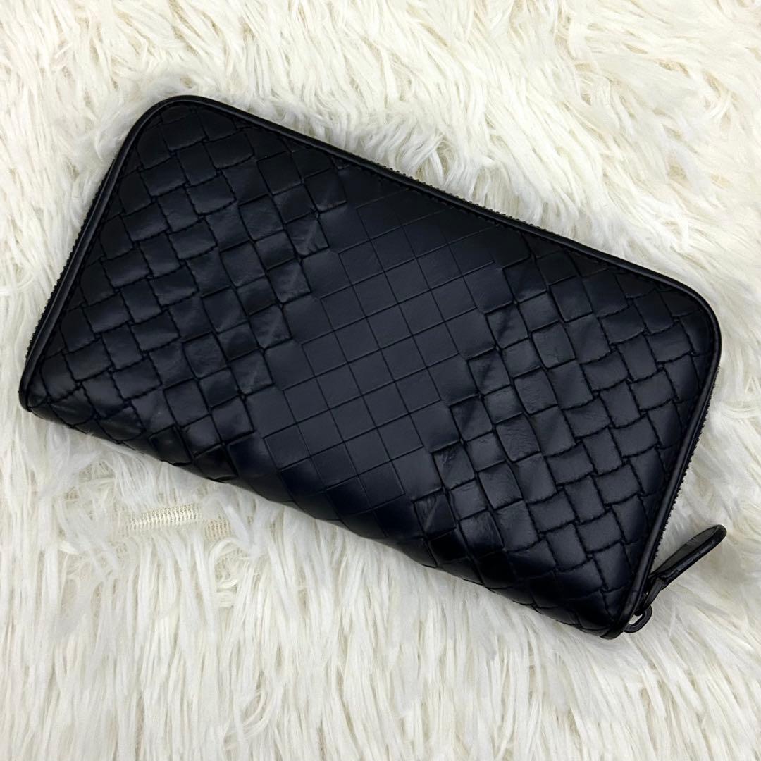 【美品】BOTTEGA VENETA イントレチャート ラウンドファスナー 財布
