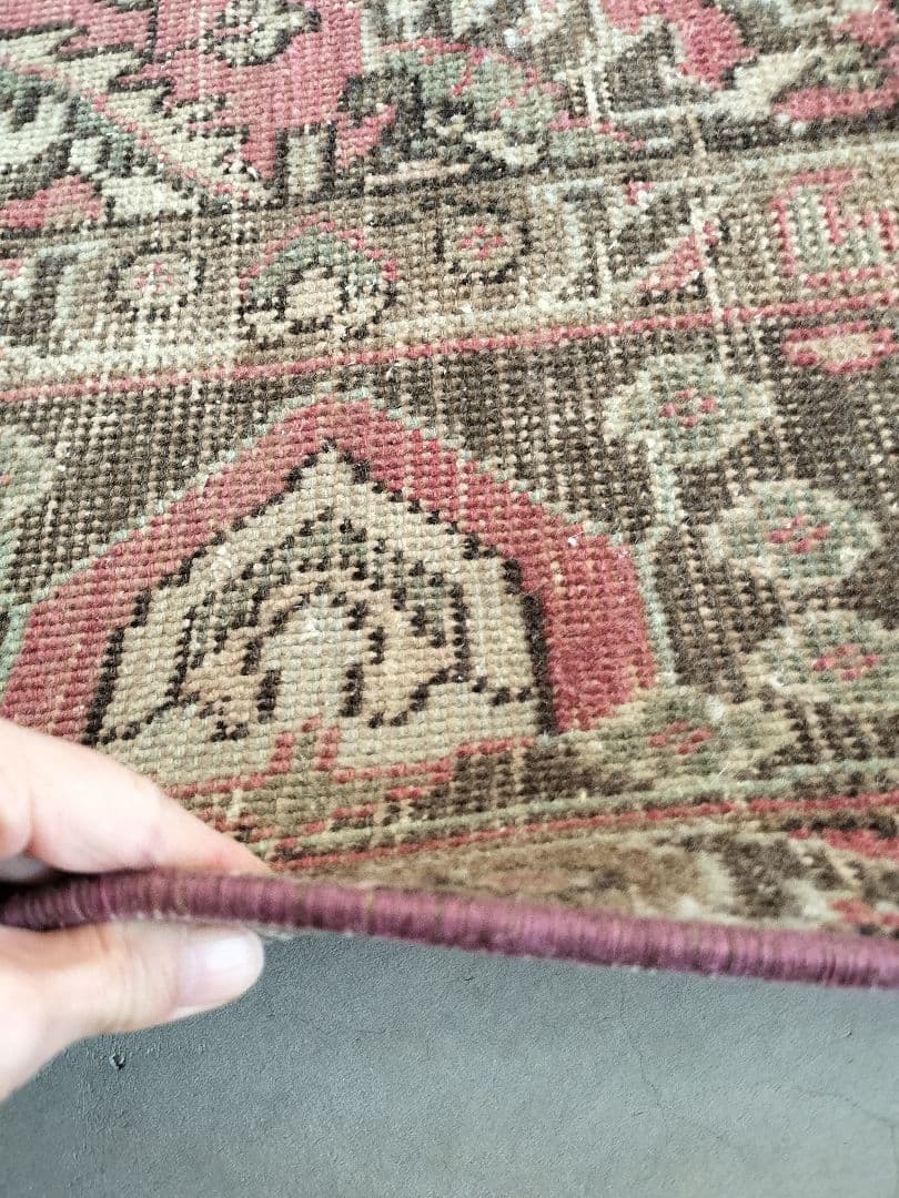 大判/ダスティワインレッドとカフェオレ　ヴィンテージトルコラグNo.751