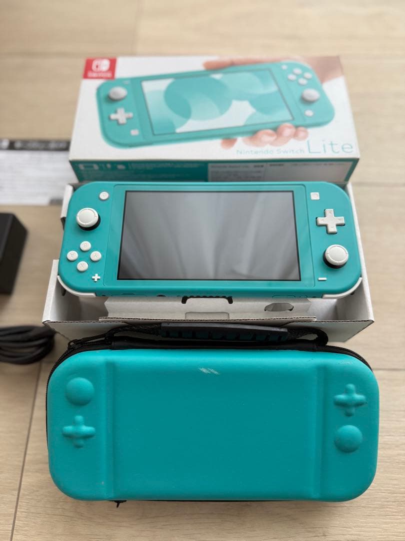 任天堂Nintendo 【美品】Switch Lite ターコイズ 本体 充電器