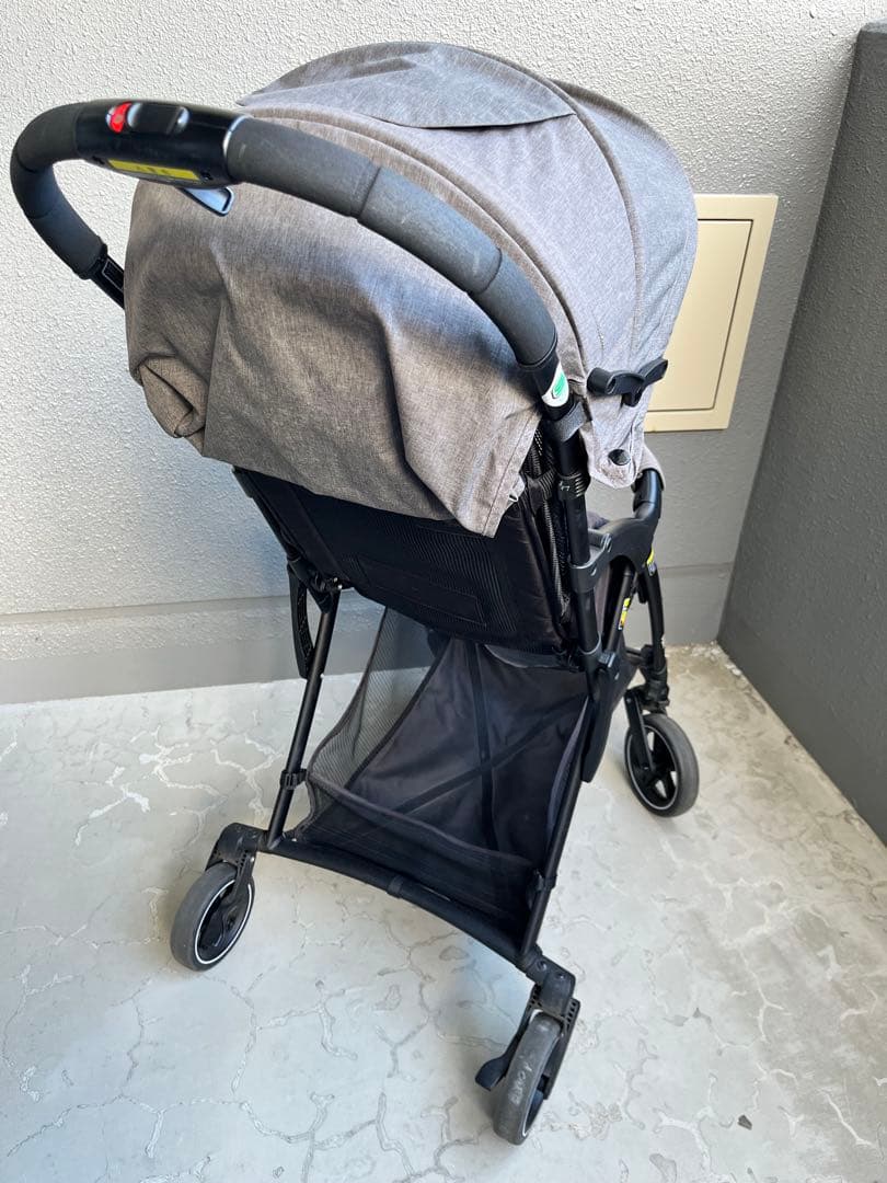 ピジョン ビングルBB2 折りたたみ式B型ベビーカー
