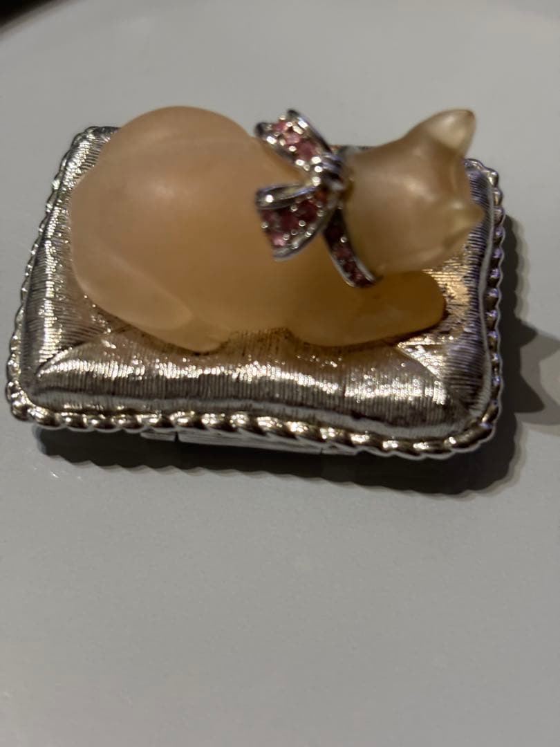 エスティローダーソリッドパフュームコンパクト