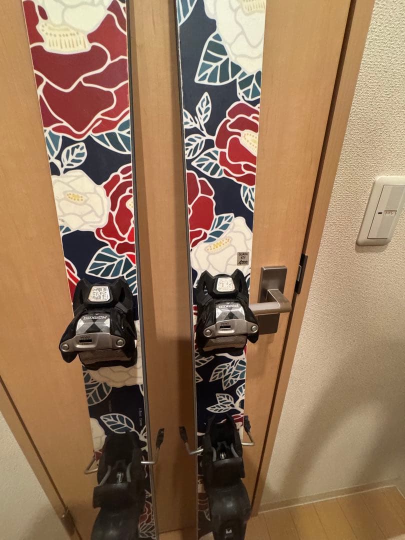 wapan つばき　ハ　　（ビンはmarker SQUIRE）