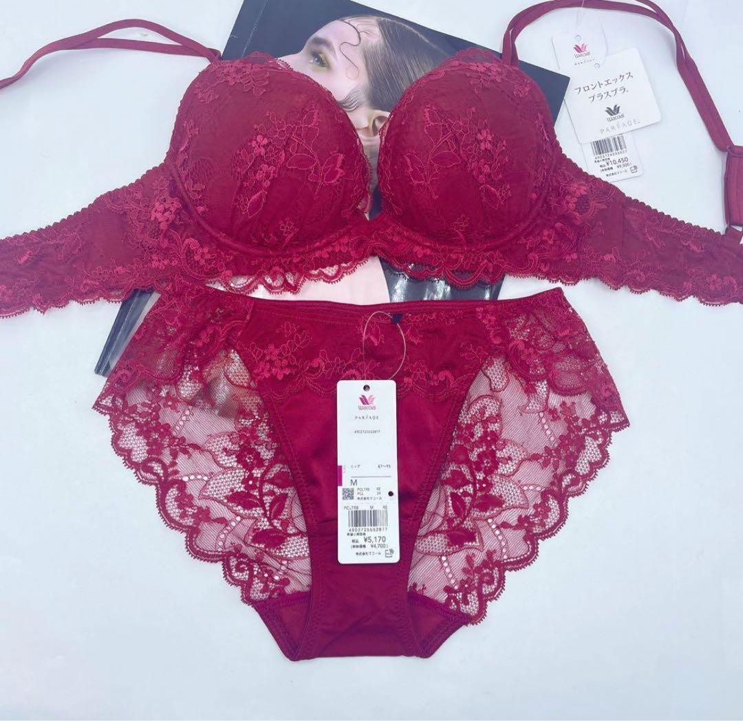 ワコール パルファージュ プッシュアップブラブラジャーとノーマルショーツC70M