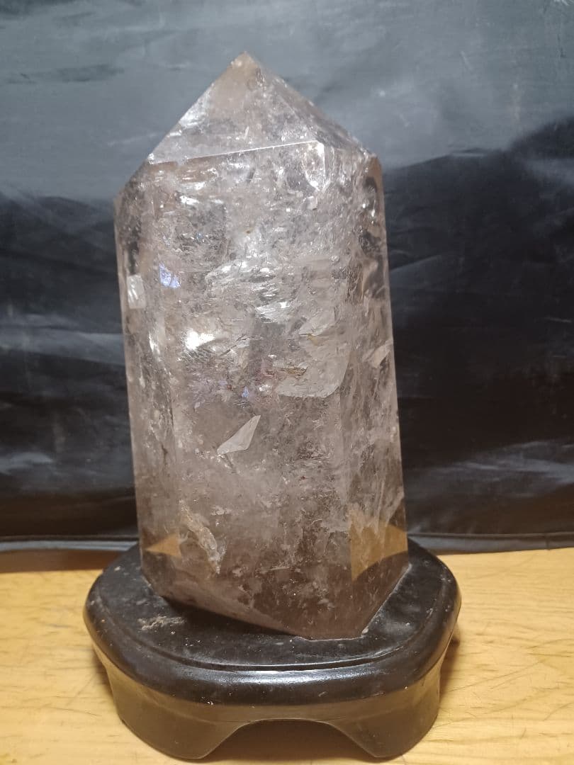 超希少　重量　3.9㎏　大型スモーキークォーツ ポイント型クリスタル