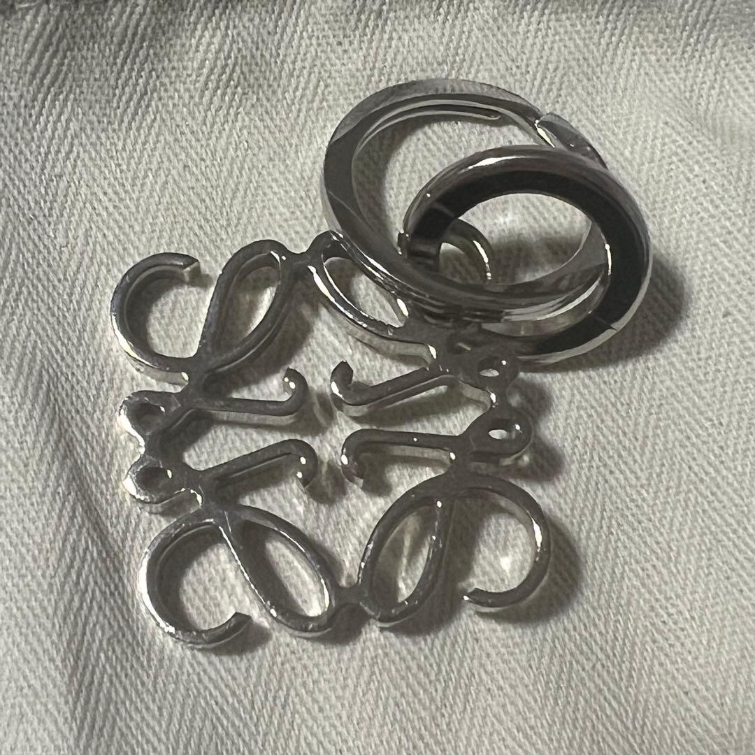 LOEWE シルバーリングキーホルダー