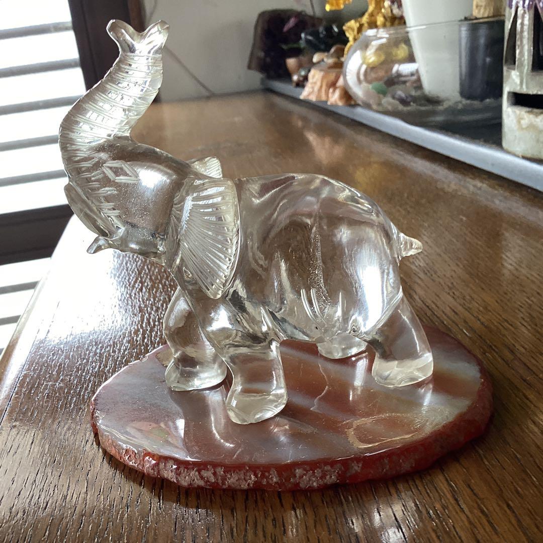 本水晶　モチーフ　象