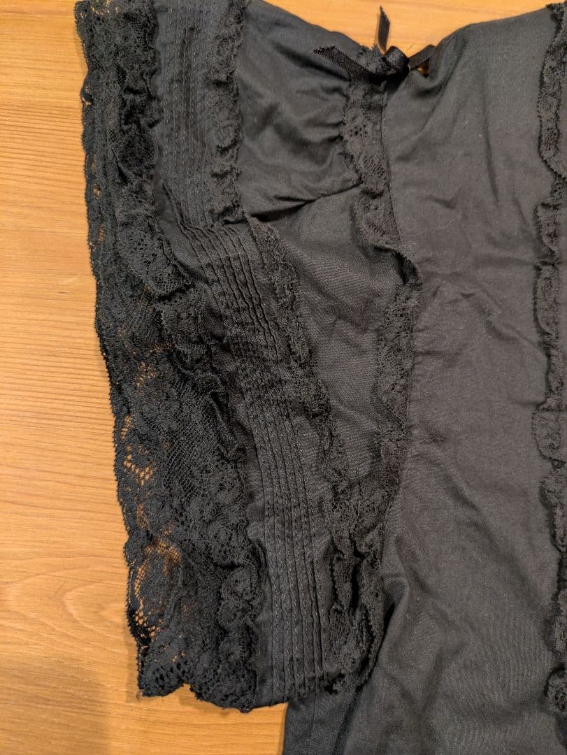 ピンクハウス ピンタック、フランスレース、リボン、フリルスリーブ ブラウス値下げ