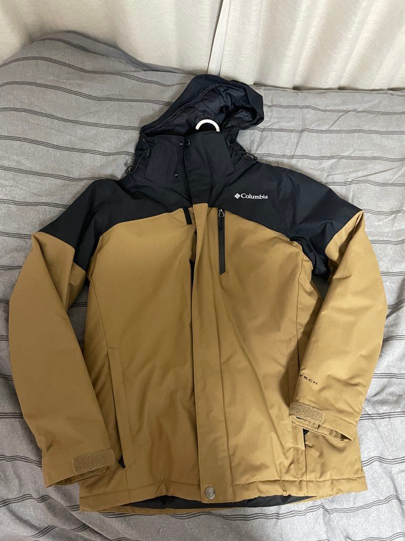 Columbia スノーボードウェア Mサイズ ベージュ