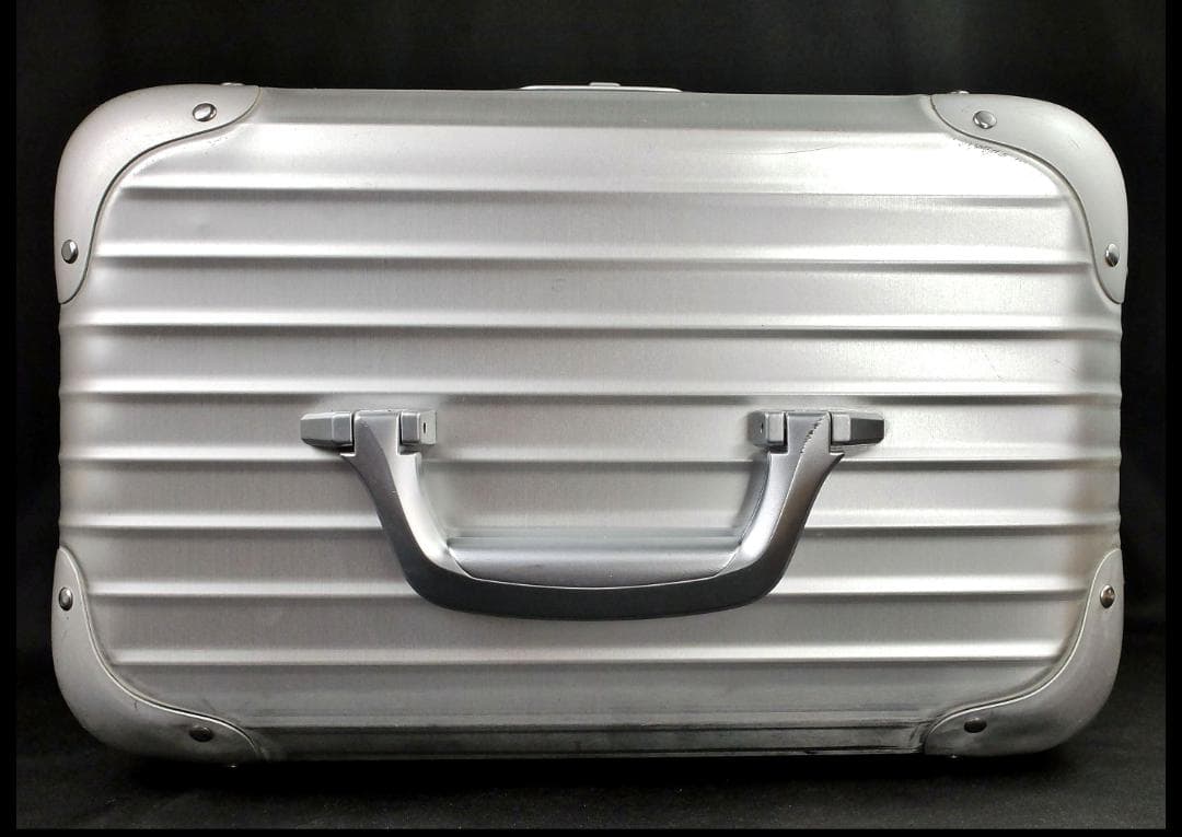 リモワ 918.38 トパーズ『Lufthansa』ALビューティケース 17L