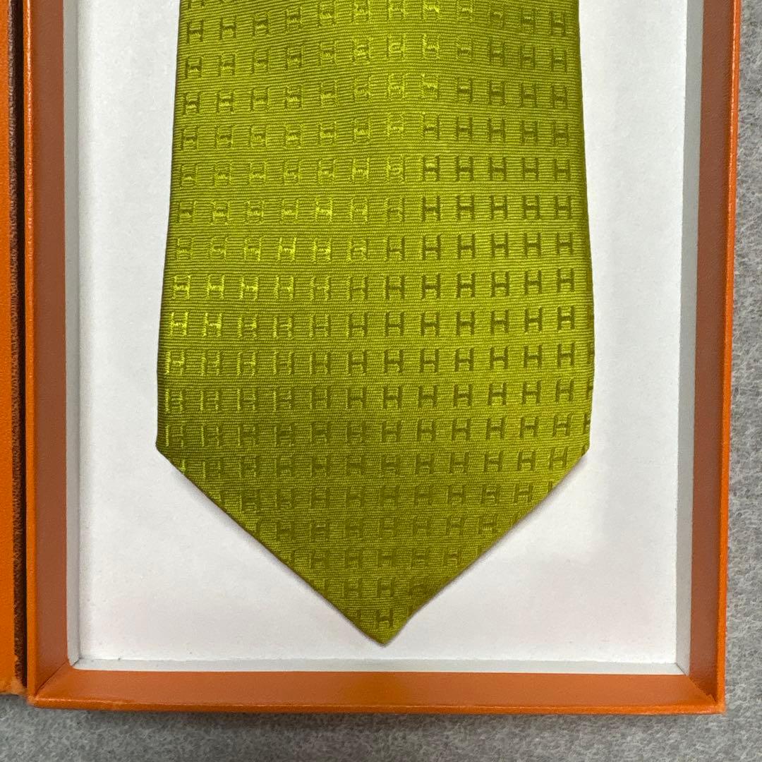 エルメス　ネクタイ 黄緑 H柄H織ファソネ 美品