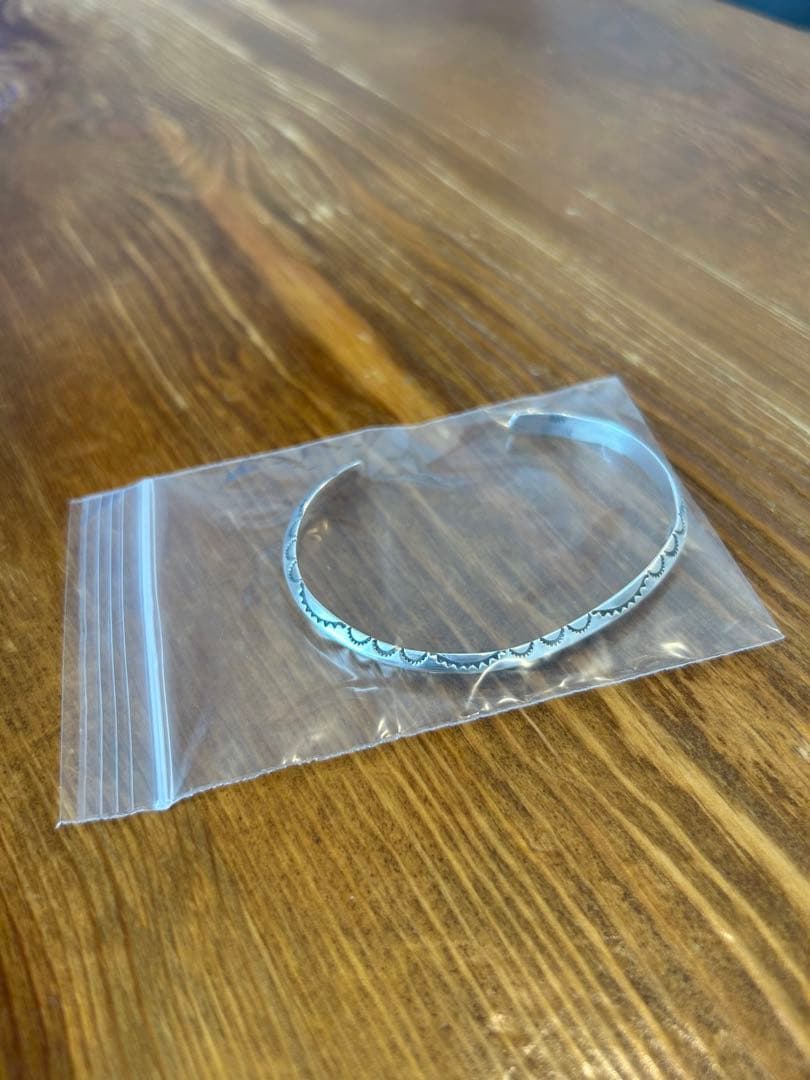 インディアンジュエリー　バングル　ナバホ族