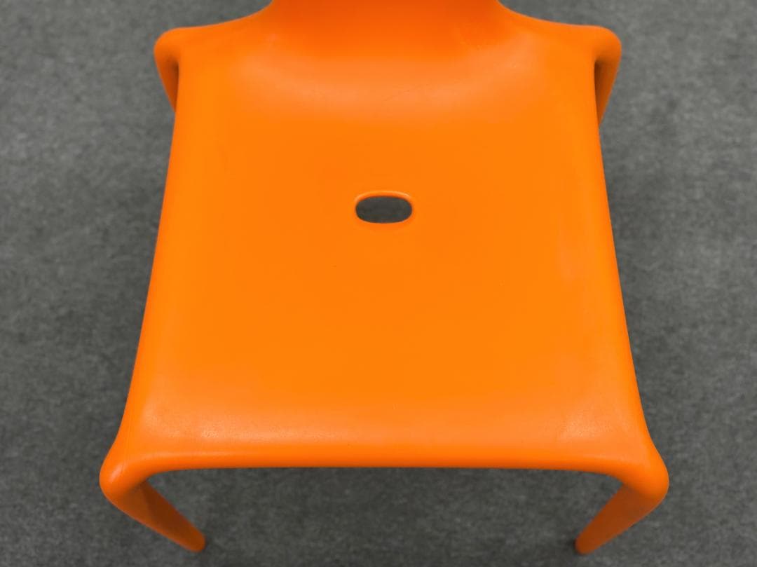 ■モローゾ■スーパーナチュラルチェア　ダイニング　オレンジ　屋外　スタッキング