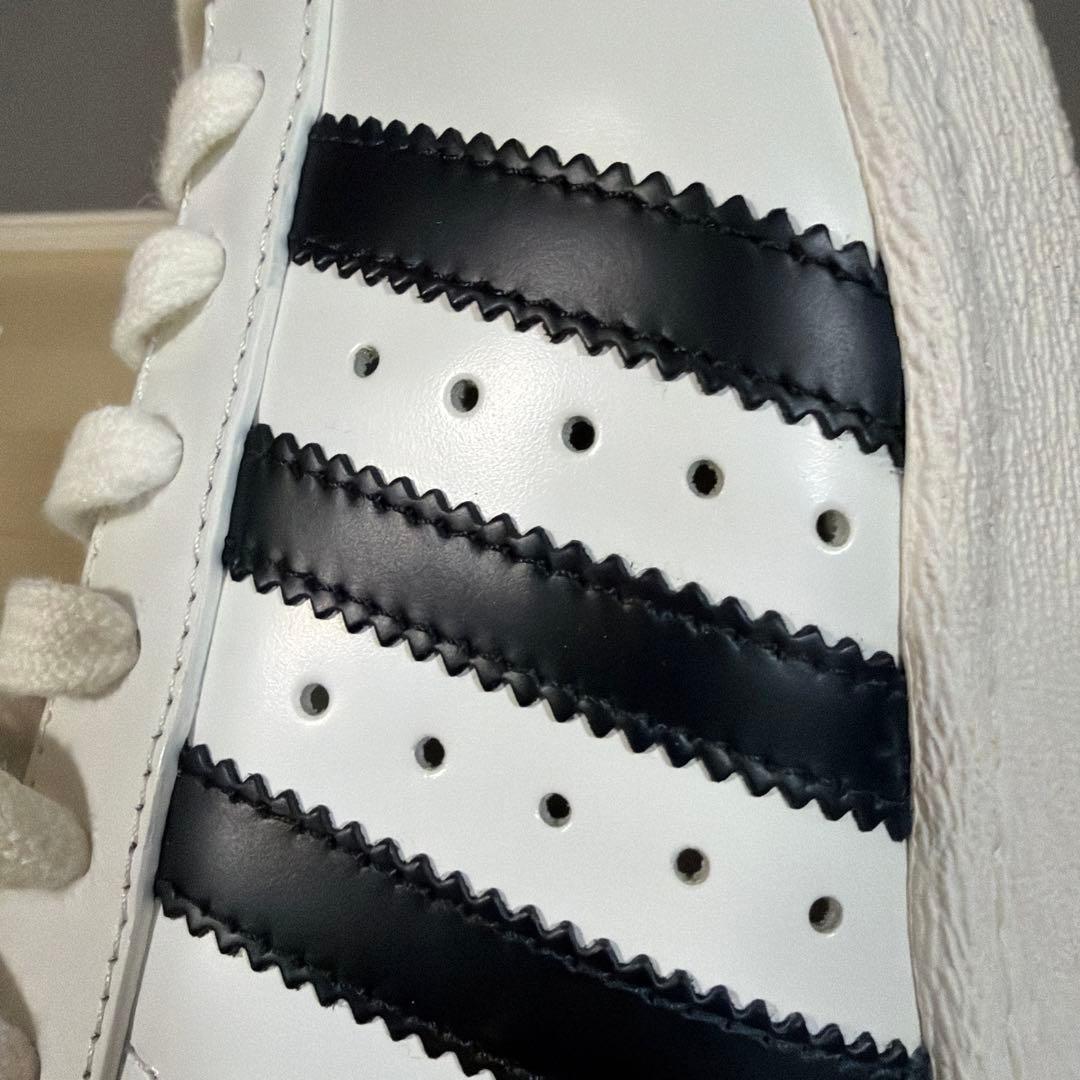 1回短時間使用　プラダ スーパースター　26センチ