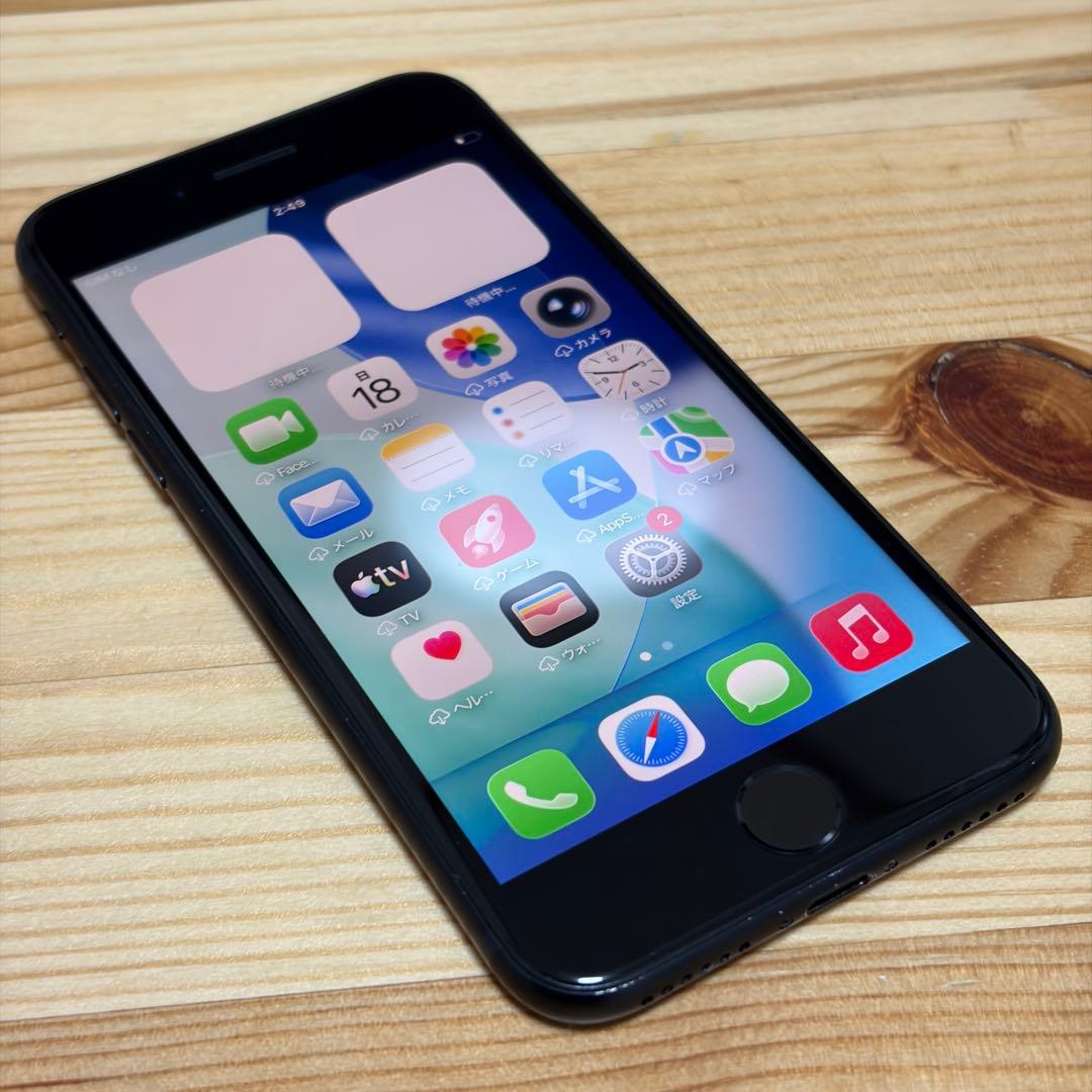高*歌様 バッテリー新品　iPhoneSE第3世代64GB SIMフリー　美品