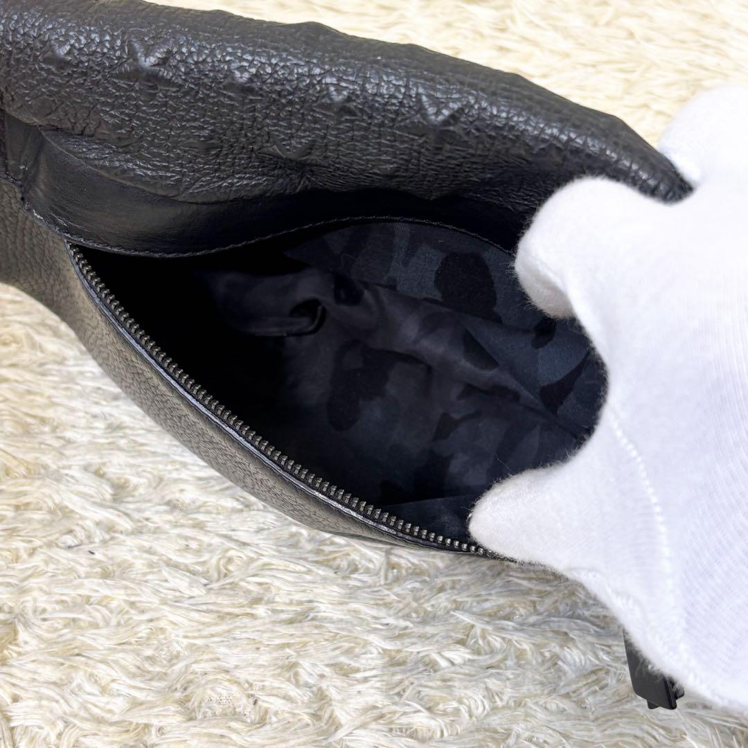 【美品】ジミーチュウ ウエストポーチ デリー ブラック スター エンボス