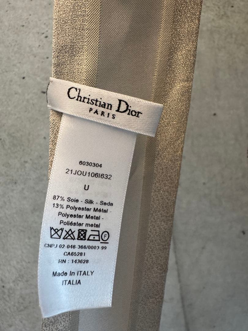 Christian Dior アイボリー シルクスカーフ