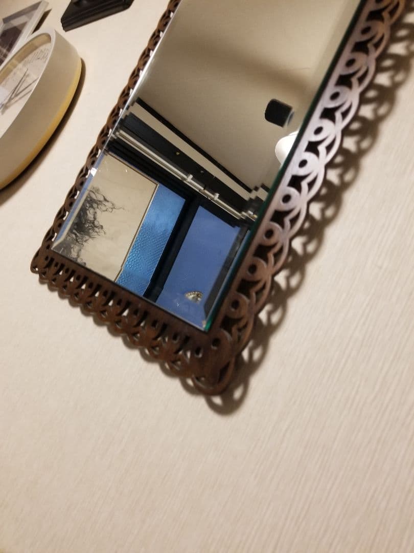 希少　廃盤　パリの雑貨屋　フレンチ　ウォールミラー　ウッド　透かし彫り　壁掛け鏡