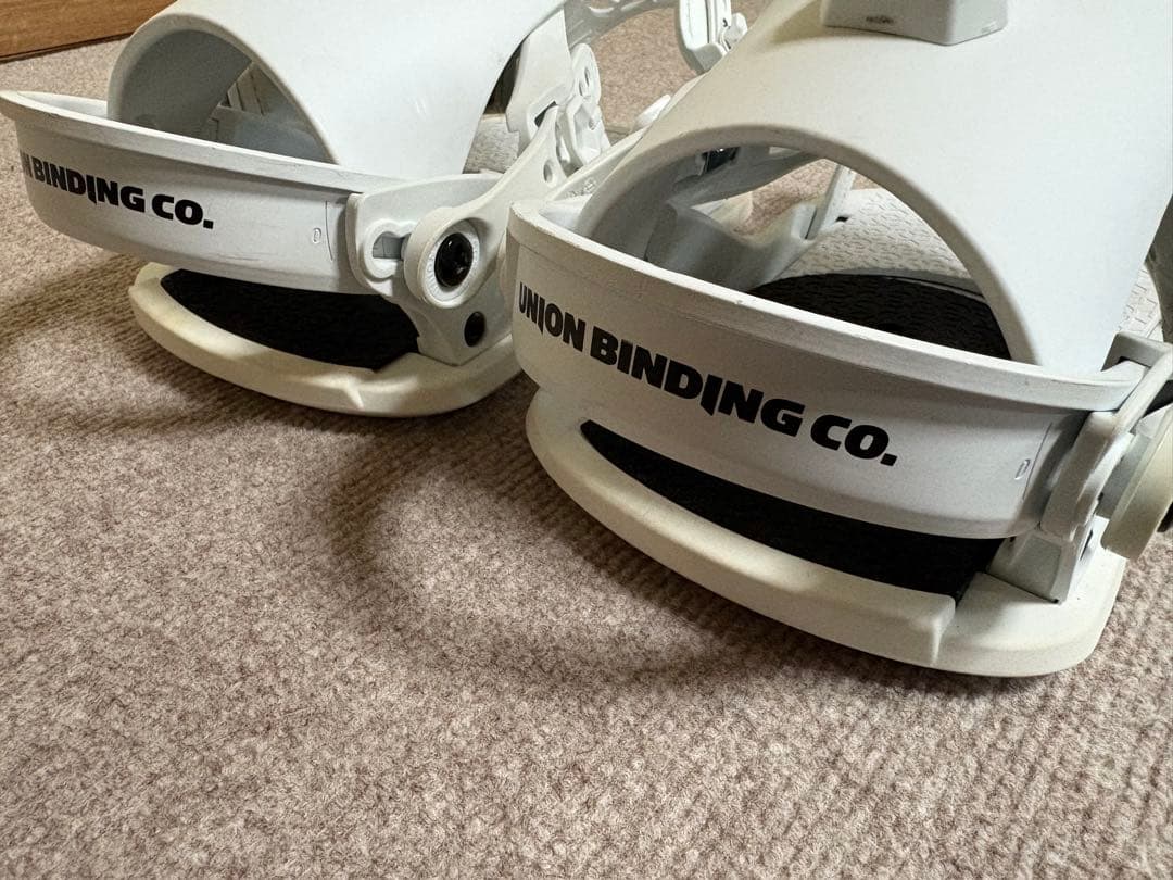 ユニオン ビンディング ストラータ Sサイズ