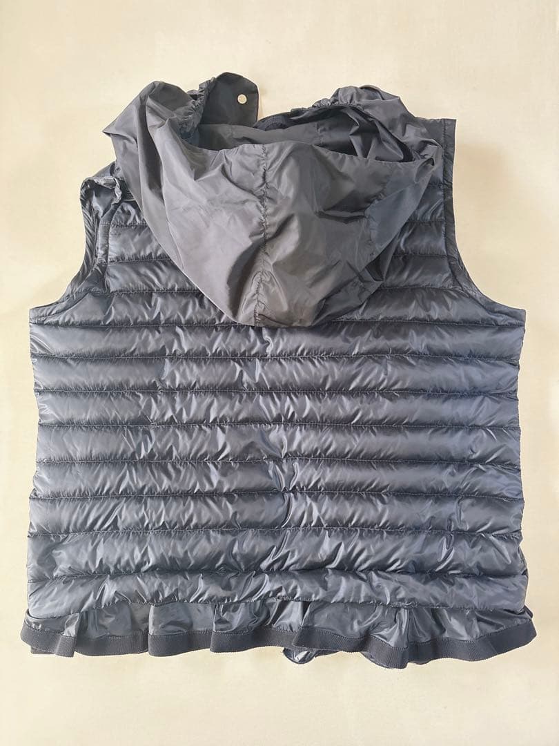 モンクレール MONCLER フード付き ダウンベスト
