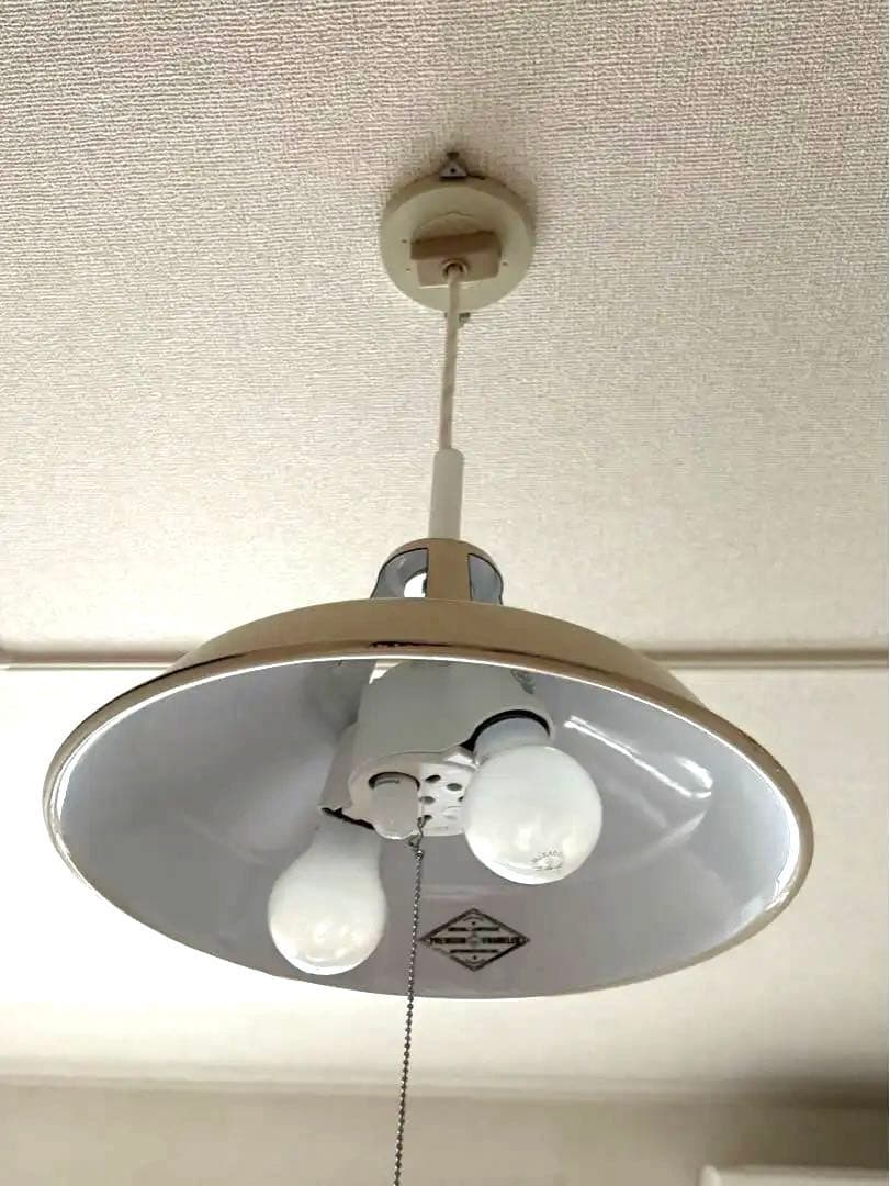 ビンテージ風　ペンダントライト　照明器具　オフホワイト