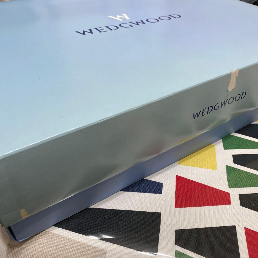 未使用　 棉毛布　ワイルドストロベリー　　西川　140×200㎝