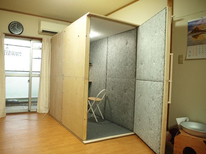 一畳吸音室（防音室）