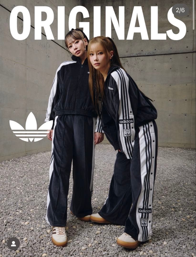 adidas ベロア ジャージ アウター ブラック　上下