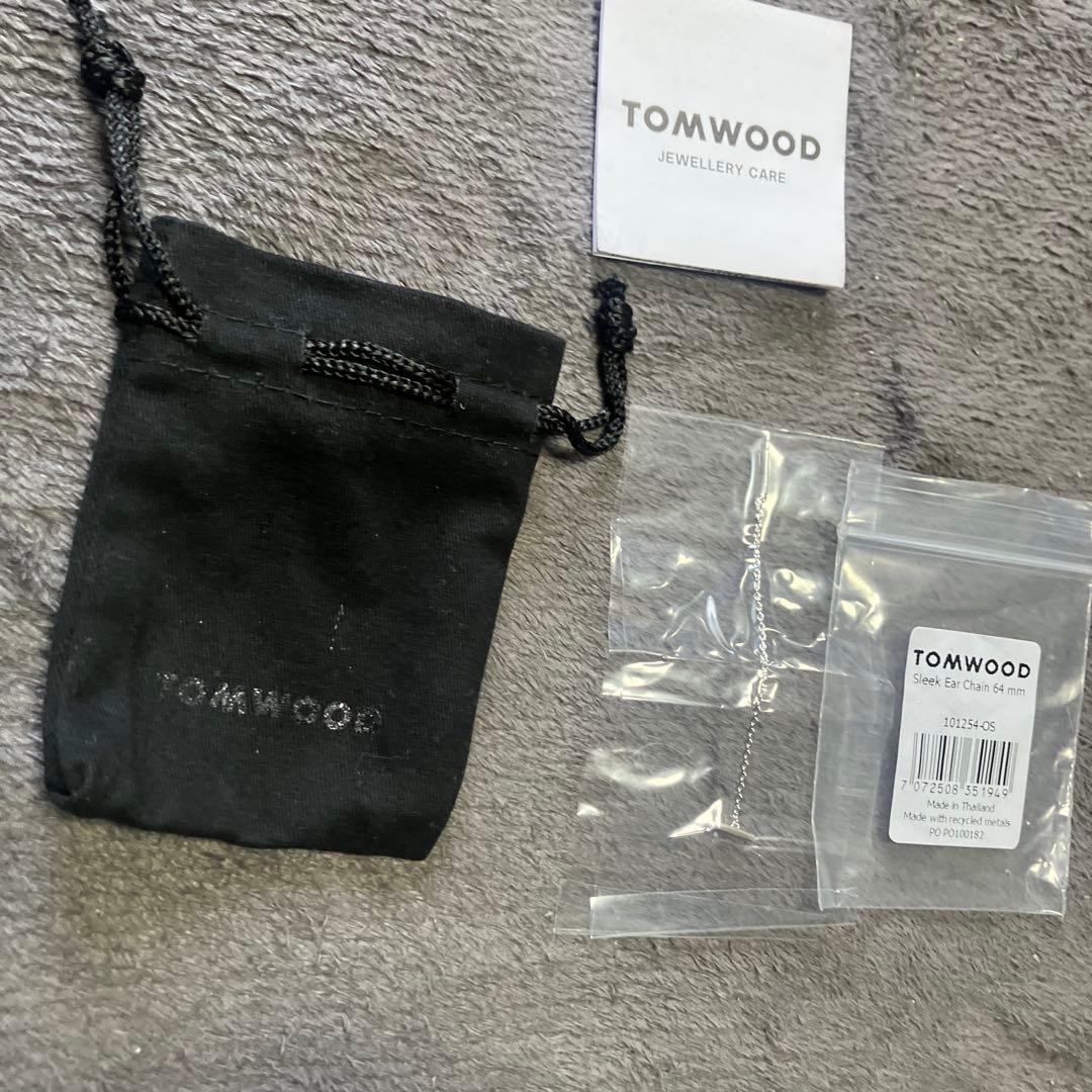 トムウッド　イヤーカフ　イヤカフ　ピアス　イヤリング　耳飾り　0708