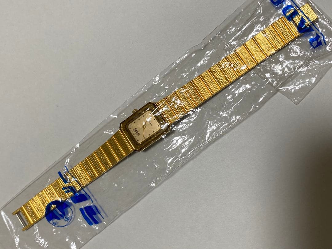 未使用★RADO ラドー DIASTAR ゴールド クォーツ レディース 腕時計