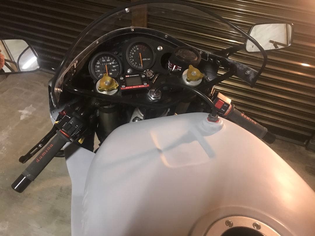 SUZUKI GSX-R400R GK76A F カウル スズキ 耐久レーサー