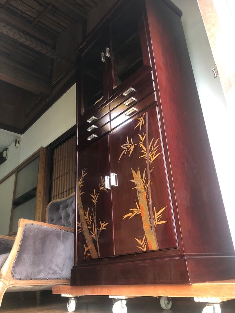 希少品 YAMAHA 昭和モダンキャビネット 蒔絵風意匠・ガラス戸 木製収納家具