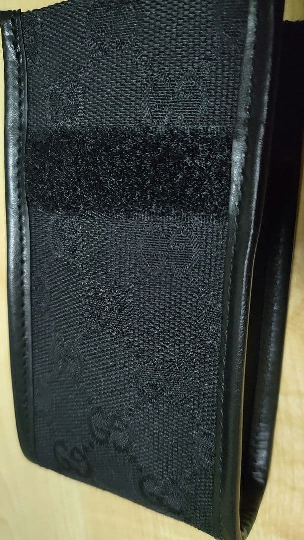 未使用品☆GUCCI 携帯ケース