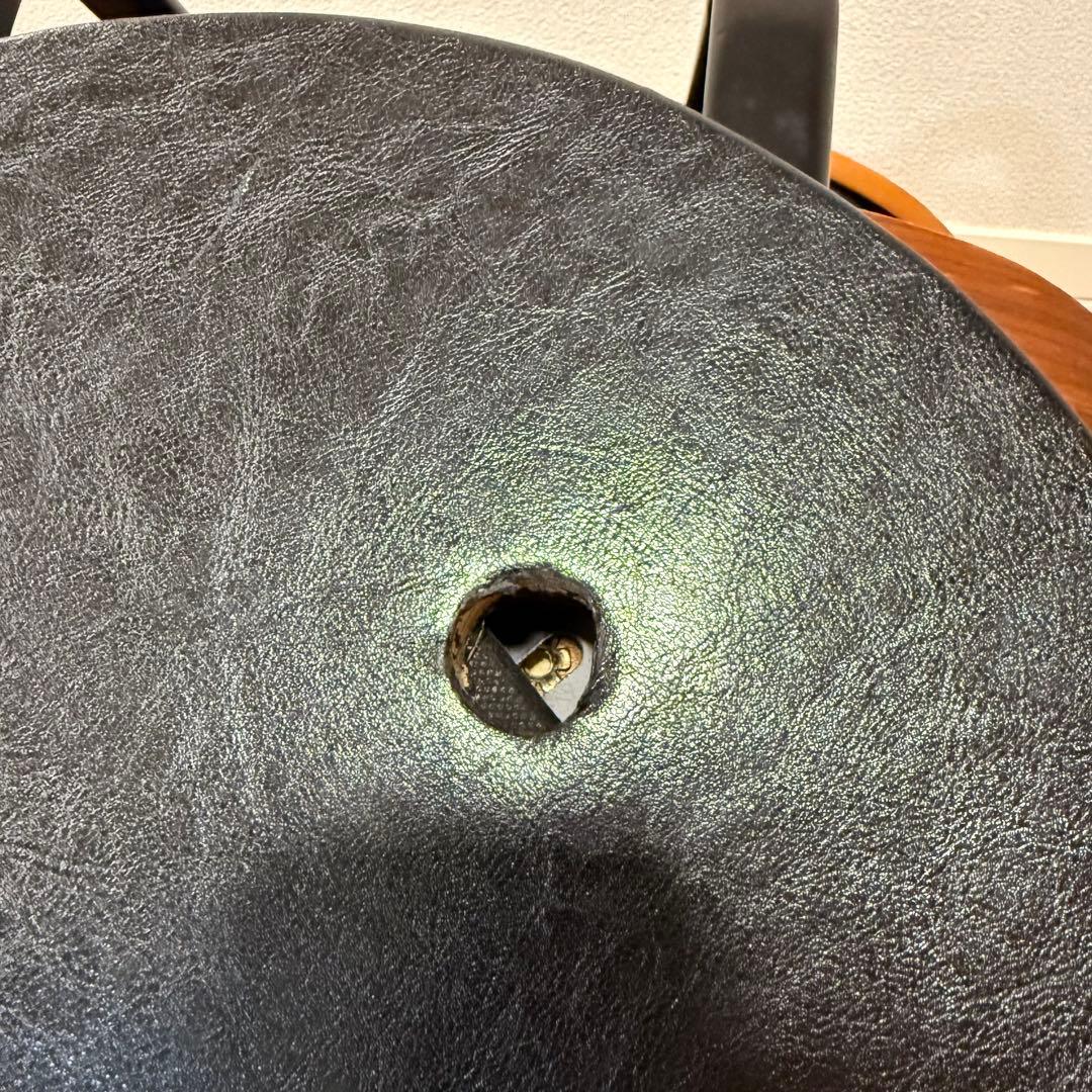 ローラウンドチェア