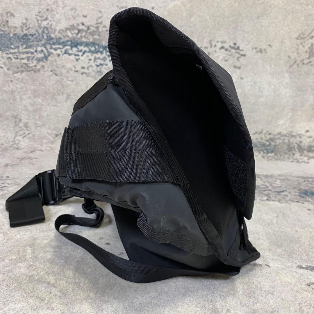 旧モデル CHROME CITIZEN BLCKCHRM メッセンジャーバッグ