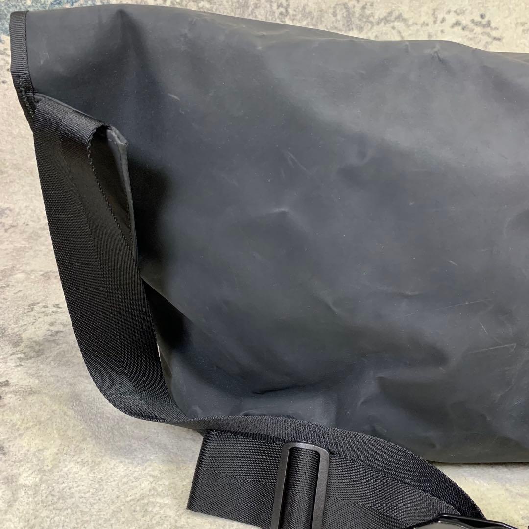 旧モデル CHROME CITIZEN BLCKCHRM メッセンジャーバッグ