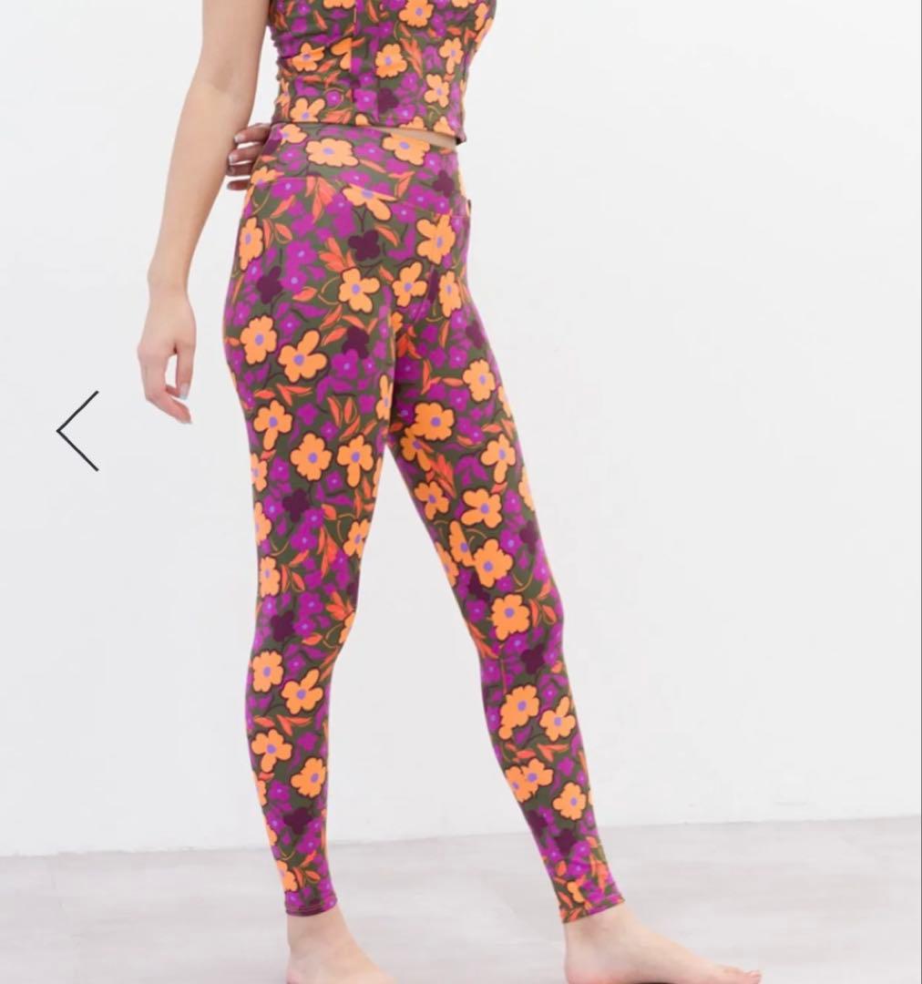 【新品】リンダワークス　花柄 ヨガパンツ M