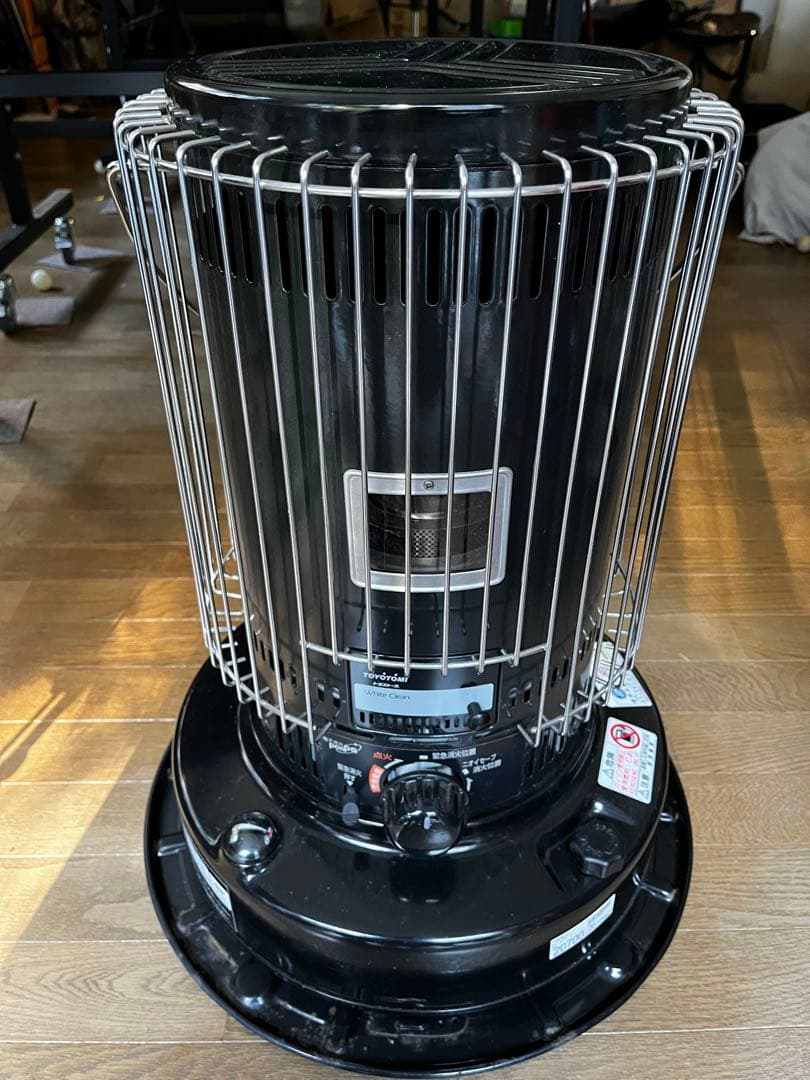 t*s様 トヨトミ KS-67H ストーブ　ブラック2019製