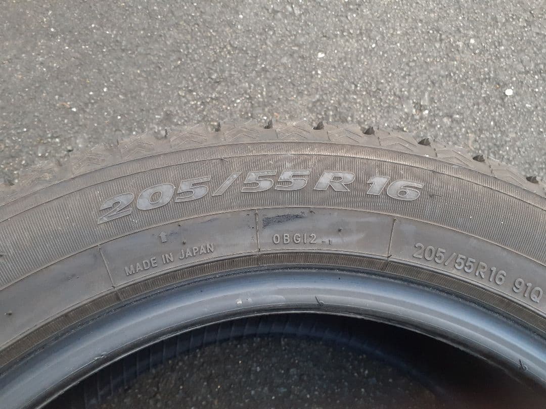 深溝22年47週　TOYO　スタッドレスタイヤ 205/55R16インチ 4本