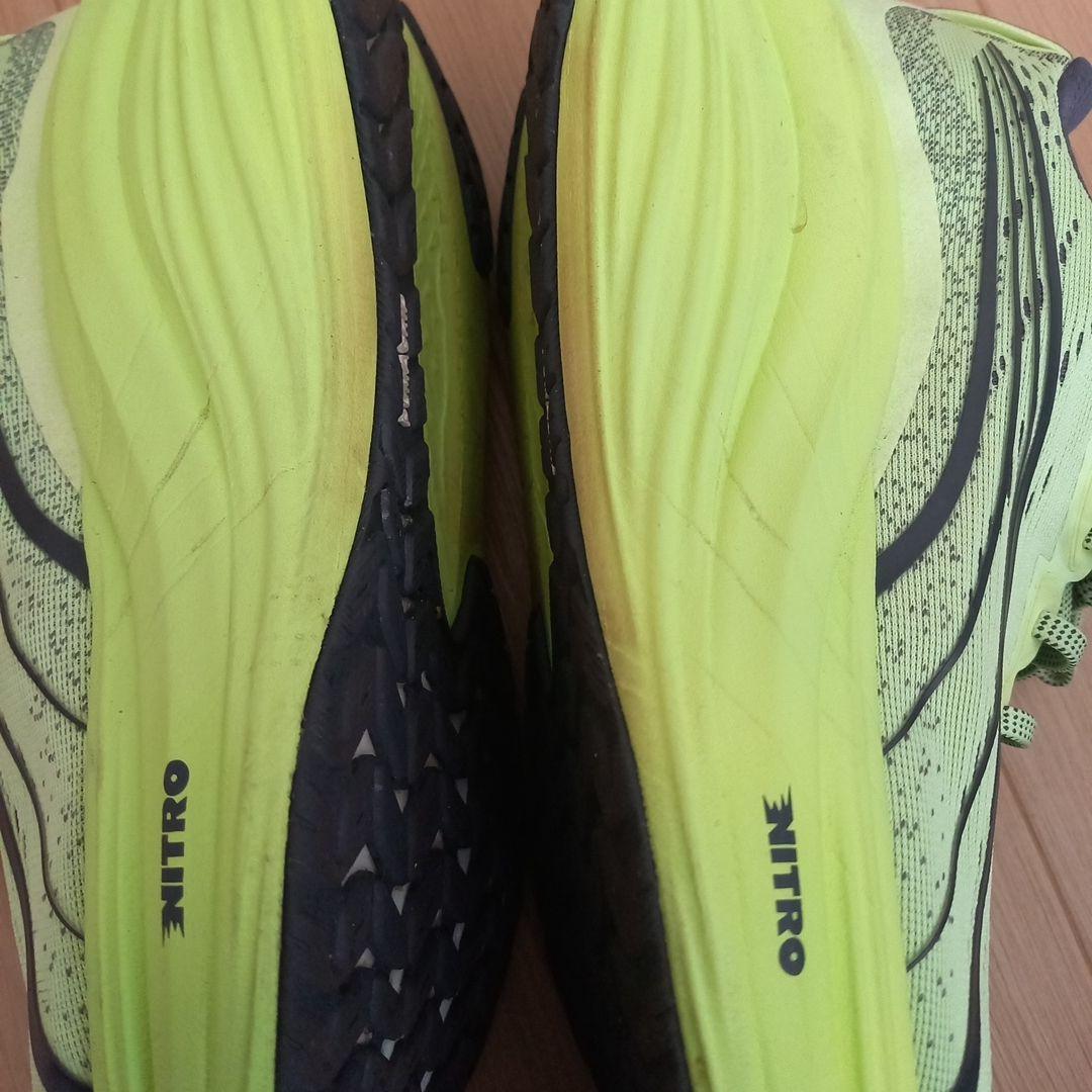 プーマ　マグマックスニトロ　26.0cm