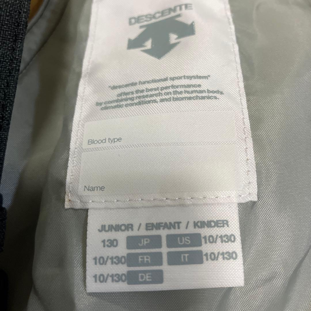 DESCENTE⭐︎子ども用スキーウェア上下セット⭐︎ゴーグル付⭐︎130