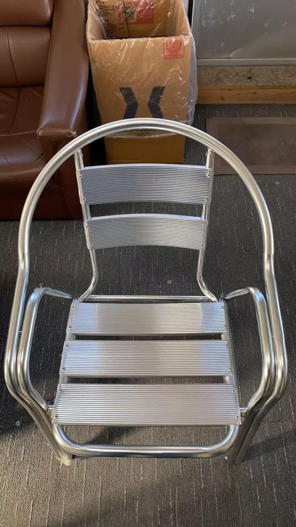 ガーデンテーブルとチェアセット 訳あり品写真をご確認TBL07-70-02-04