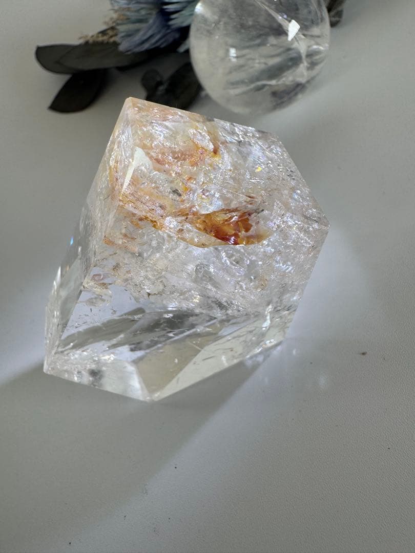 ピンクアゼツライト(流通名) フリーフォーム　ファイヤークォーツヘマタイト入り