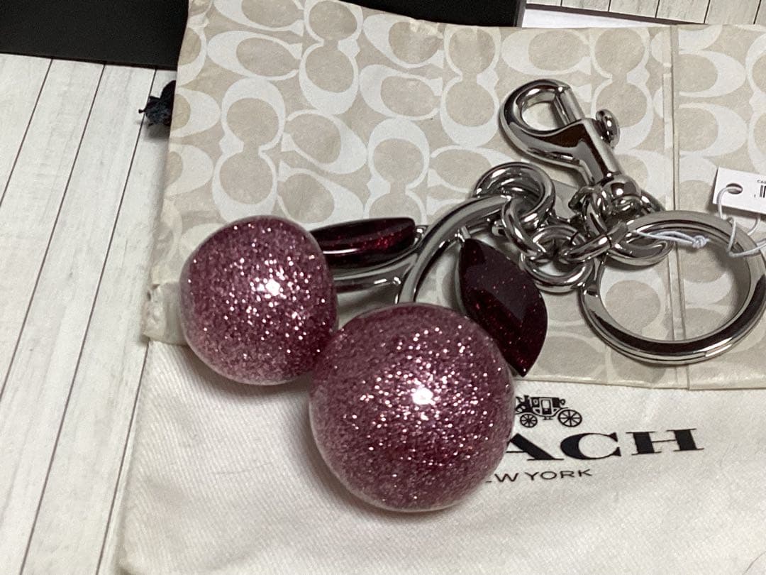 未使用タグ保存袋付きコーチCOACHチェリー キーホルダー本物さくらんぼ