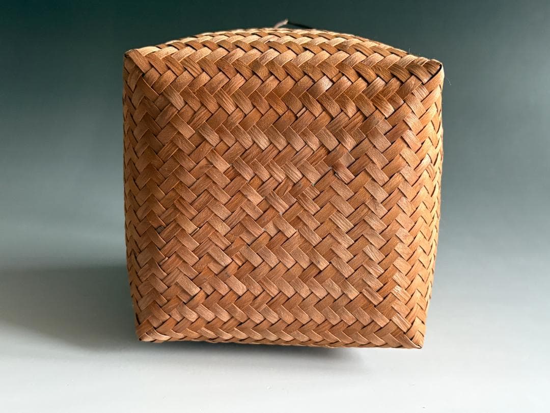 堀内宗完　兼中斎好　一位籠花入　茶道具　表千家