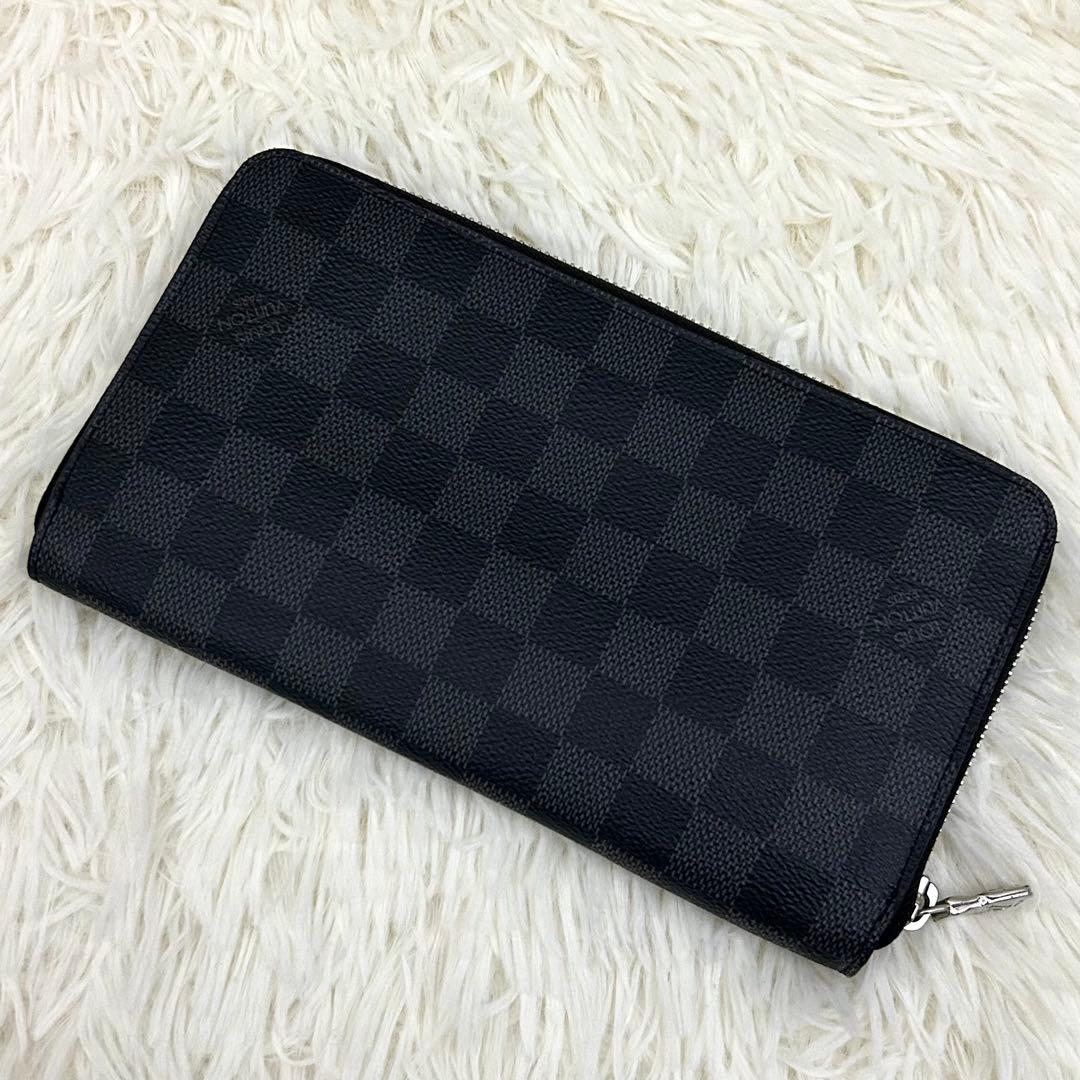 【極美品】新型 RFID内蔵 LOUIS VUITTON ジッピーウォレット