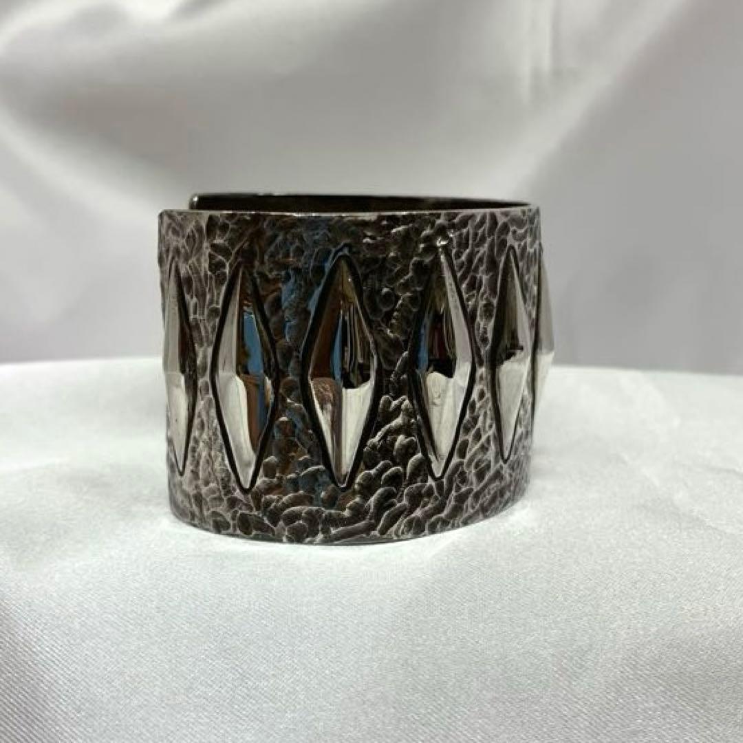 Ronnie Willie Navajo ロニー・ウィリー ナバホ バングル