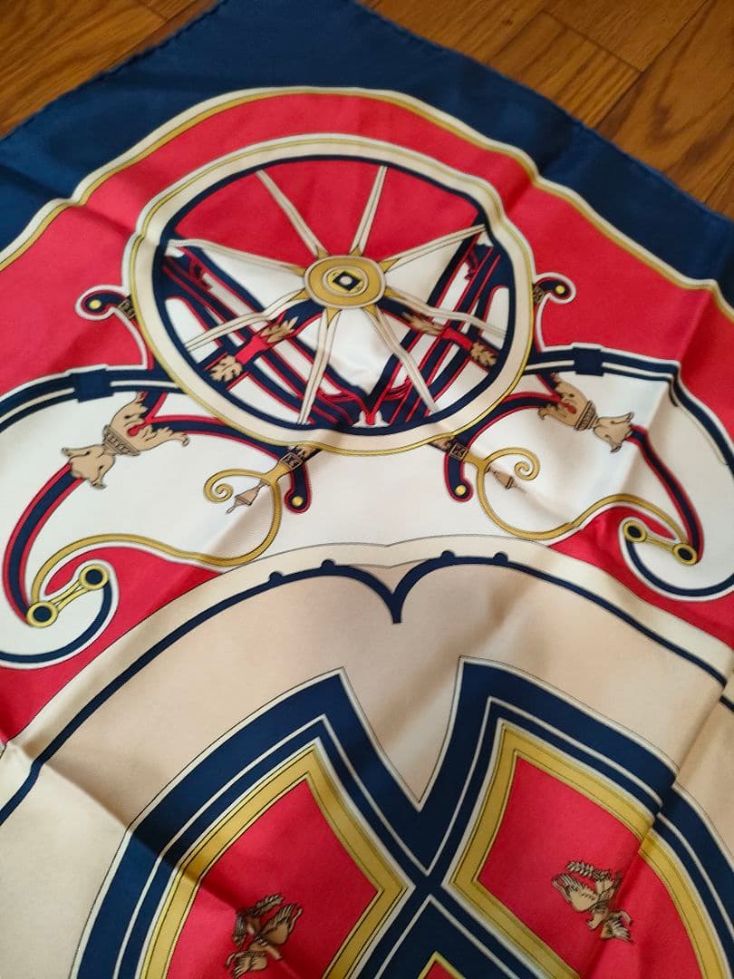 a45 HERMES　エルメス　スカーフ　シルク100